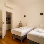 Arc De Triomphe - Home In City - Ac & Parking