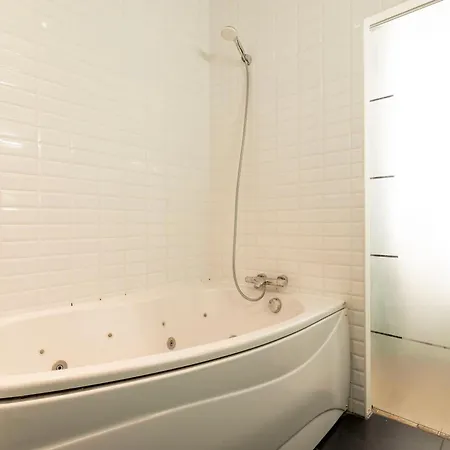 Arc De Triomphe - In - Ac & Parking Apartment