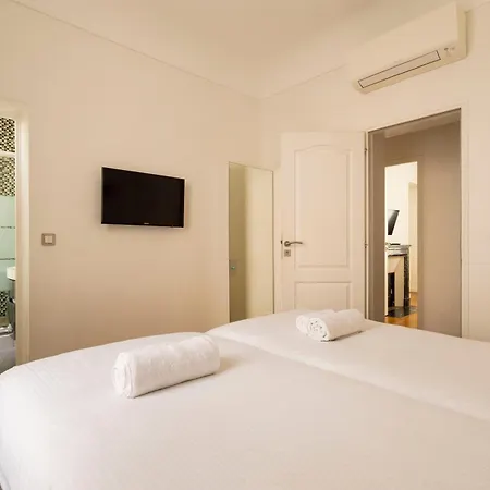 Apartment Arc De Triomphe - In - Ac & Parking Paris